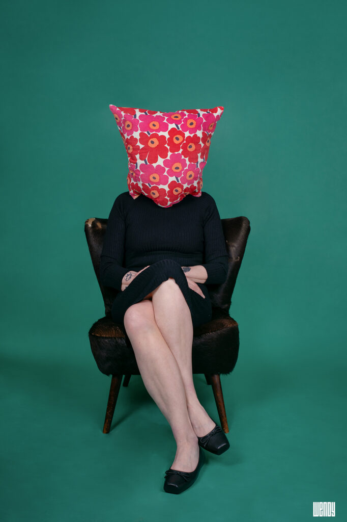 pillow
2025